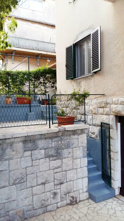 Studio Apartman Kacunic Split Exteriör bild